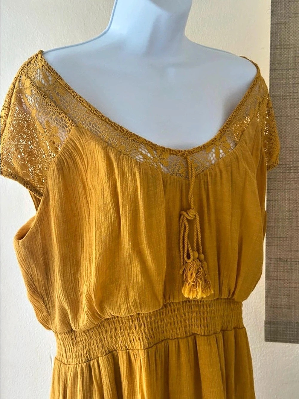 Luxology Maxi Dress in Yellow Size 2X Like New